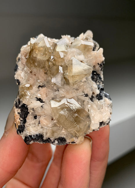 Wow ! Cerussite with Pink Barite