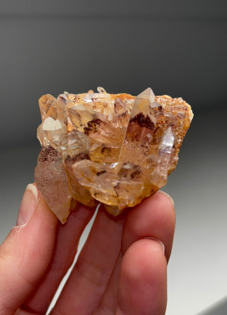 Wow ! Sunset Quartz with Great Phantoms