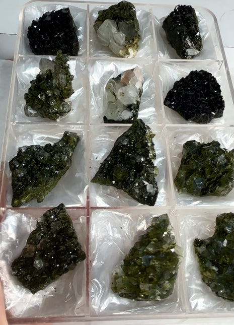 12 Pieces ! High Grade Green Epidote with Quartz Lot
