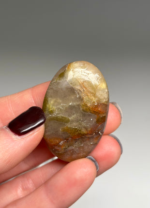 6 Piece Lot ! Golden Red Mica with Quartz