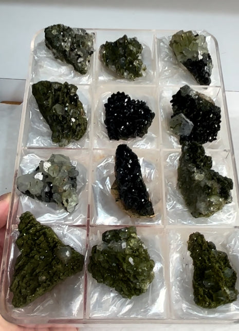 12 Pieces ! High Grade Green Epidote with Quartz Lot