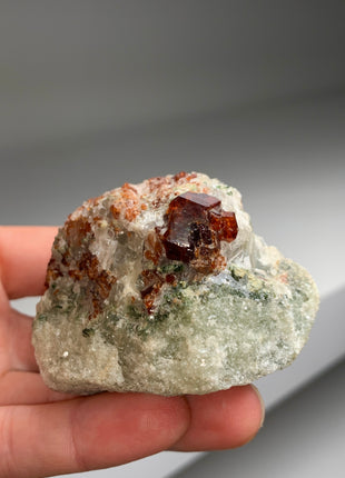 New ! Orange Red Garnet Lot from Kenya - 6 Pieces !