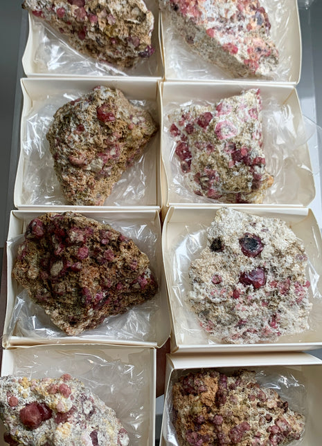 Raspberry Grossular Garnet Specimens Lot ! 8 Pieces