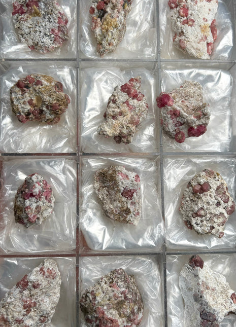 12 Pieces ! Raspberry Grossular Garnet Specimens Lot !