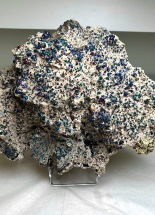 Stunning ! Chalcopyrite with Dolomite from Sweetwater mine