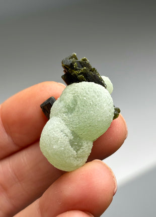 18 Pieces ! High Grade Apple Green Prehnite with Epidote Lot - From Mali