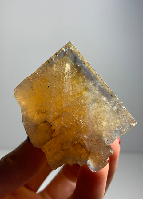Zoning Fluorite from Valzergues, France
