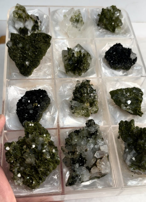 12 Pieces ! High Grade Green Epidote with Quartz Lot