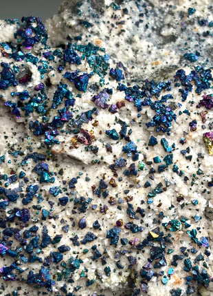 Stunning ! Chalcopyrite with Dolomite from Sweetwater mine