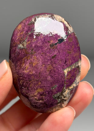 Velvet Sheen Purpurite