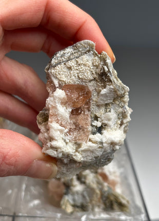 6 Pieces ! Champagne Topaz with Feldspar Lot