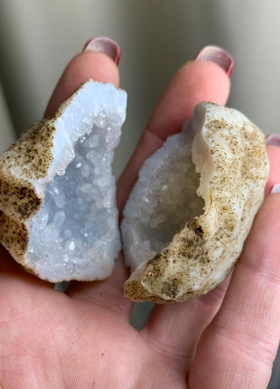 6 Pieces ! Blue Chalcedony and Quartz Geode Lot - Both Halves