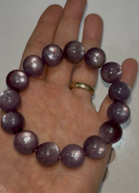 Wow !! Chatoyant Lepidolite Bracelet