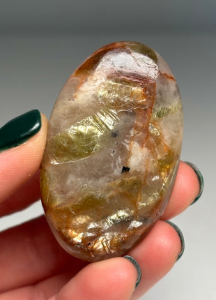 Golden Red Mica with Quartz