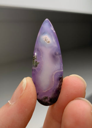 Green Moss in Purple Chalcedony !