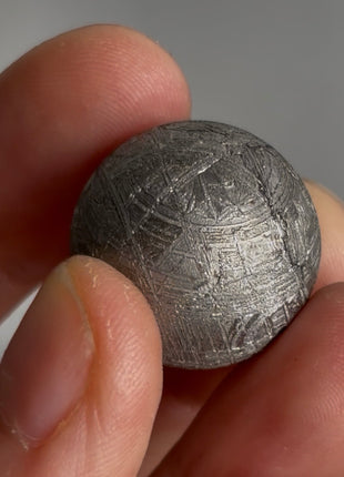 Muonionalusta Meteorite Sphere PM0469
