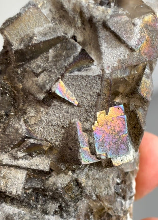 Rare ! Rainbow Fluorite PM0768 🌈