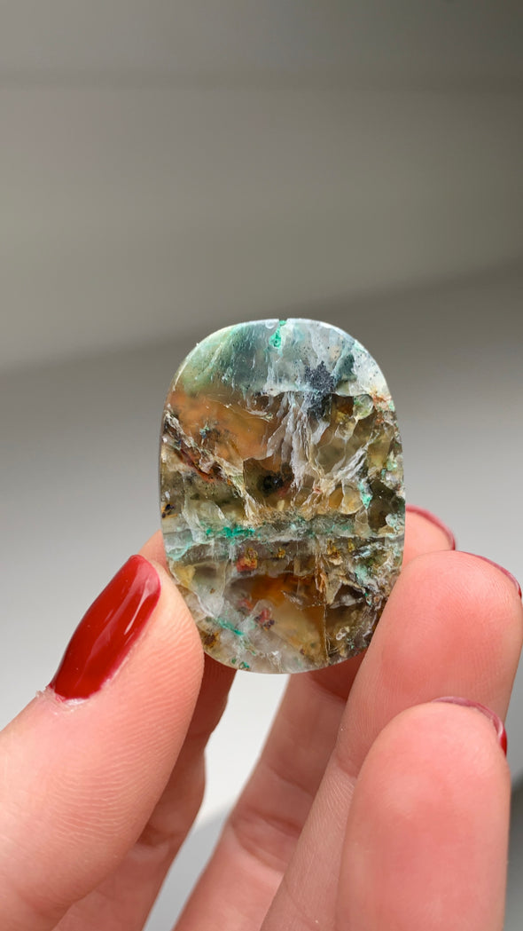 New ! Copper Ore and Blue Chrysocolla in Chalcedony ! 55 Carats