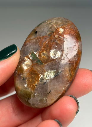 Golden Red Mica with Quartz