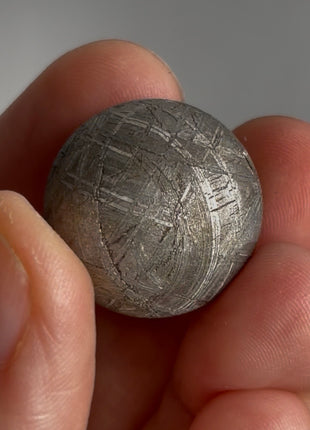 Muonionalusta Meteorite Sphere PM0470