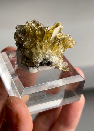 New find ! Golden Barite Specimen PM0435