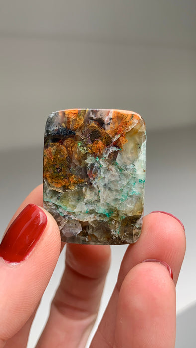 New ! Copper Ore and Blue Chrysocolla in Chalcedony ! 80 Carats