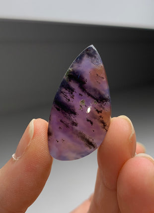 Green Moss in Purple Chalcedony !