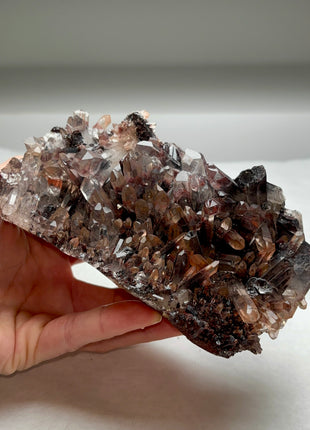 Shimmering Nevara Quartz