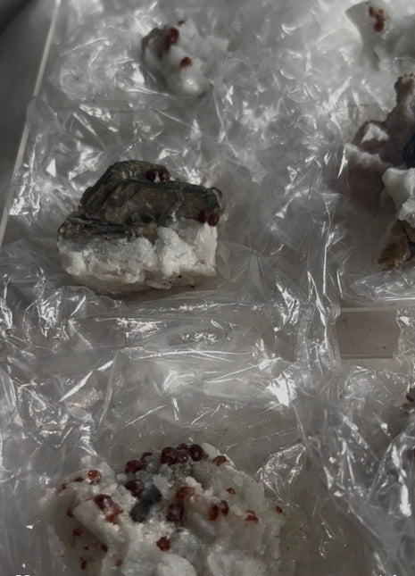 6 Pieces ! Spessartine Garnet with Albite, Muscovite Lot