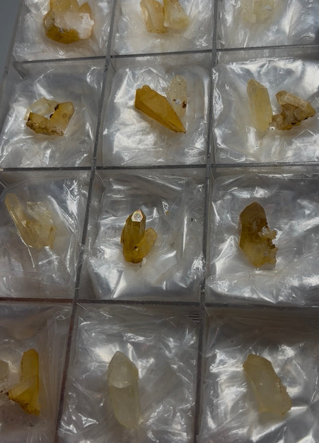 17 Pieces ! Iridescent Golden Quartz Lot 🌈 from Switzerland