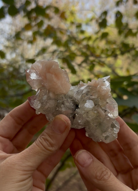 Gemmy Apophyllite with Peach Stilbite