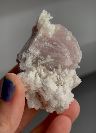 Pink Lepidolite Flower with Aquamarine and Albite PM1602