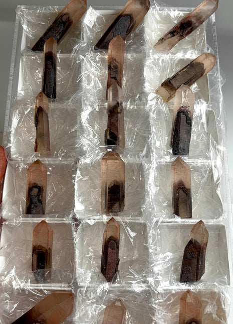 18 Piece Lot ! Shimmering Nevara Quartz