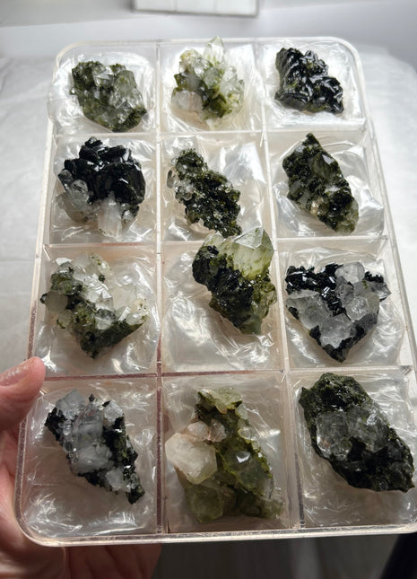 12 Pieces ! High Grade Green Epidote with Quartz Lot