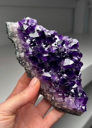 Incredible Purple ! Amethyst - From Uruguay