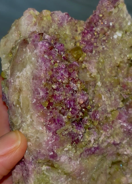 Finest ! Vesuvianite from Jeffrey mine, Canada PM0919