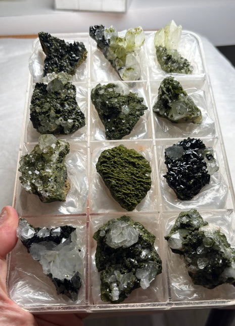 12 Pieces ! High Grade Green Epidote with Quartz Lot