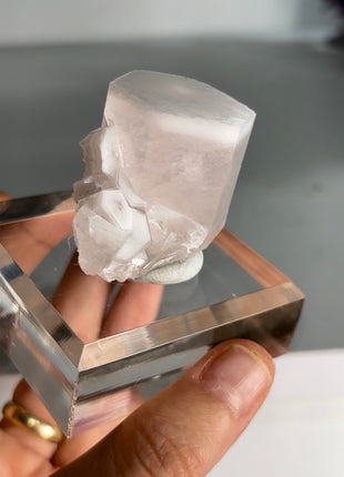 New find ! Pink Barrel Calcite PM310