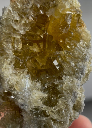 New find ! Golden Barite Specimen PM0426