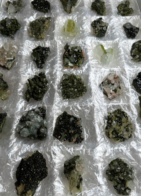 30 Pieces ! Forest Epidote with Quartz Lot