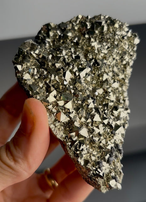 Very High Grade Octahedral Pyrite PM1442