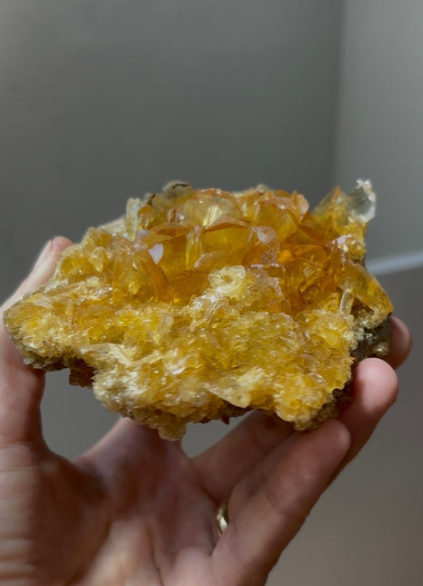 Gemmy Golden Honey Selenite from Peru 💎 PM0390