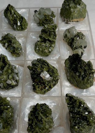 12 Pieces ! Very High Grade Forest Epidote with Quartz Lot