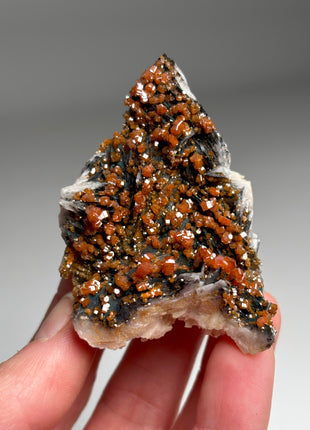 Vanadinite with Barite DW022