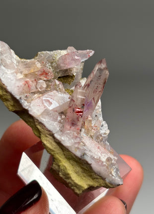 New find ! Quartz with Red Hematite Needles and Green Epidote from Namibia