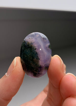 Green Moss in Purple Chalcedony !