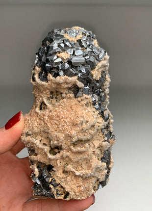 Sphalerite with Rhodocrosite and Quartz - From Trepca Mine, Kosovo KOS005