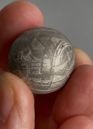 Muonionalusta Meteorite Sphere PM0466