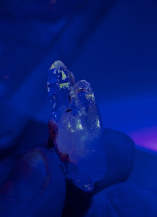 12 Pieces ! Firefly Quartz Lot - From Madagascar