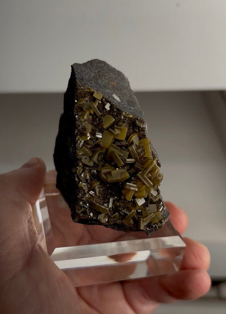Wulfenite Sandwich Specimen